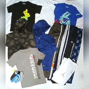 Jordan Kids Blue Hooded Jacket with Black & Gray Graphic Tees